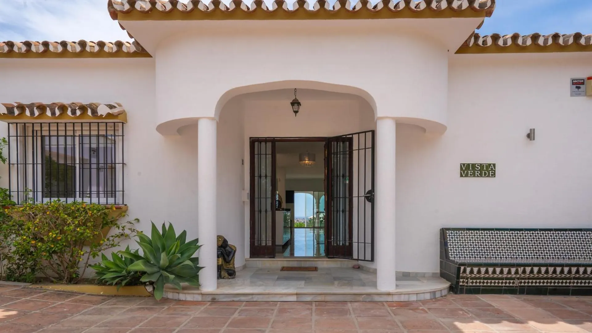 Villa Vista Verde Mijas Golf - Optional Heated Pool & Jacuzzi