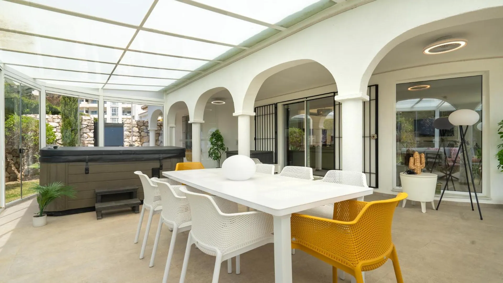 Villa Vista Verde Mijas Golf - Optional Heated Pool & Jacuzzi