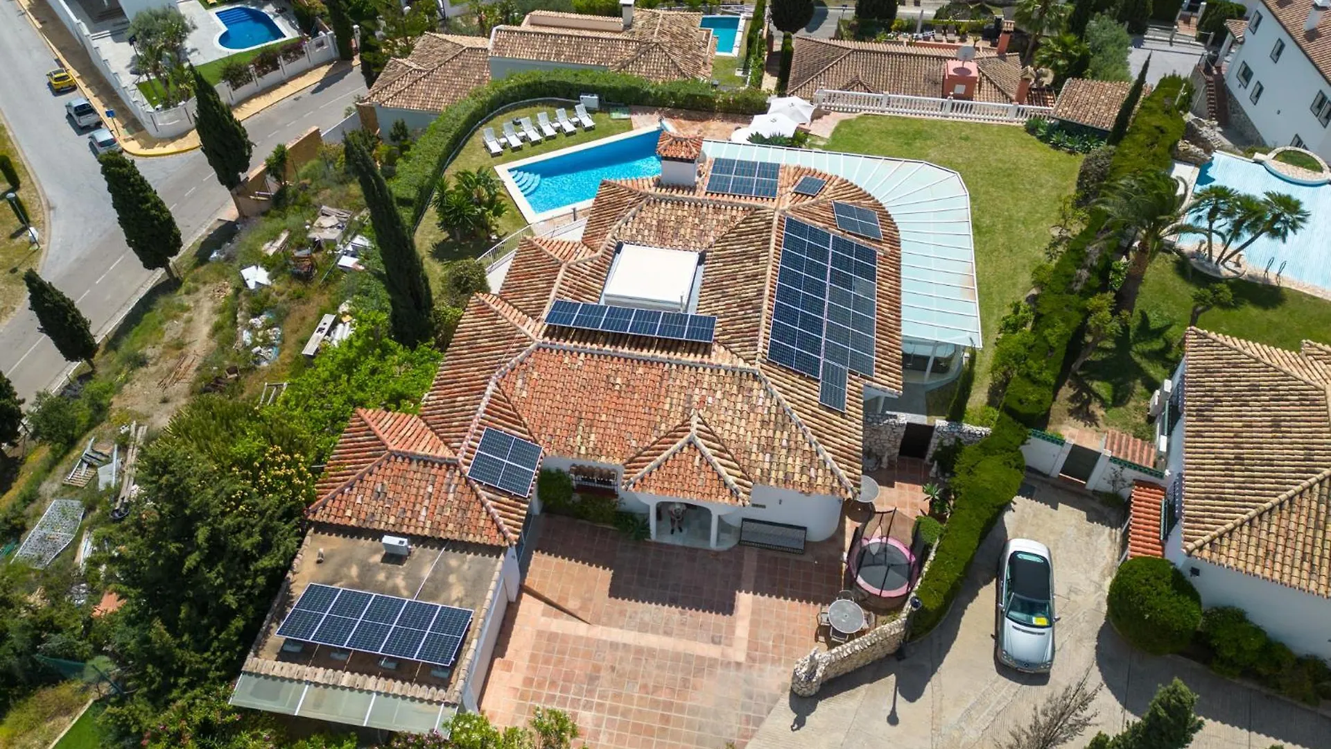 Villa Vista Verde Mijas Golf - Optional Heated Pool & Jacuzzi