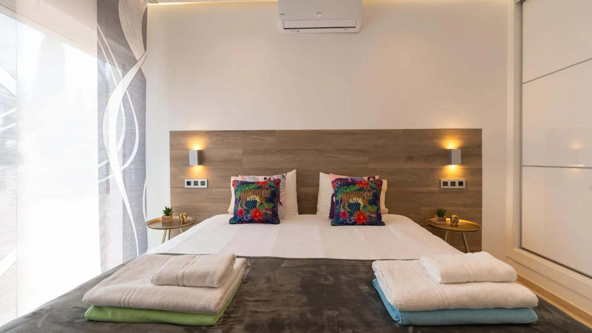 Villa Vista Verde Mijas Golf - Optional Heated Pool & Jacuzzi 0*,  Spain