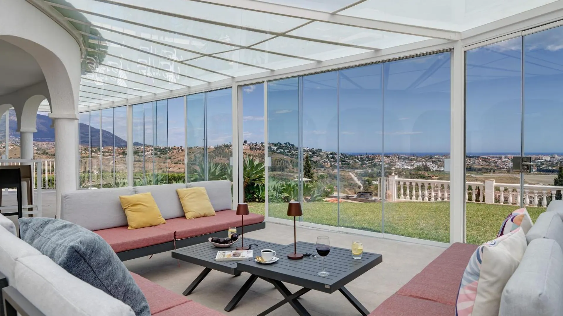 Villa Vista Verde Mijas Golf - Optional Heated Pool & Jacuzzi