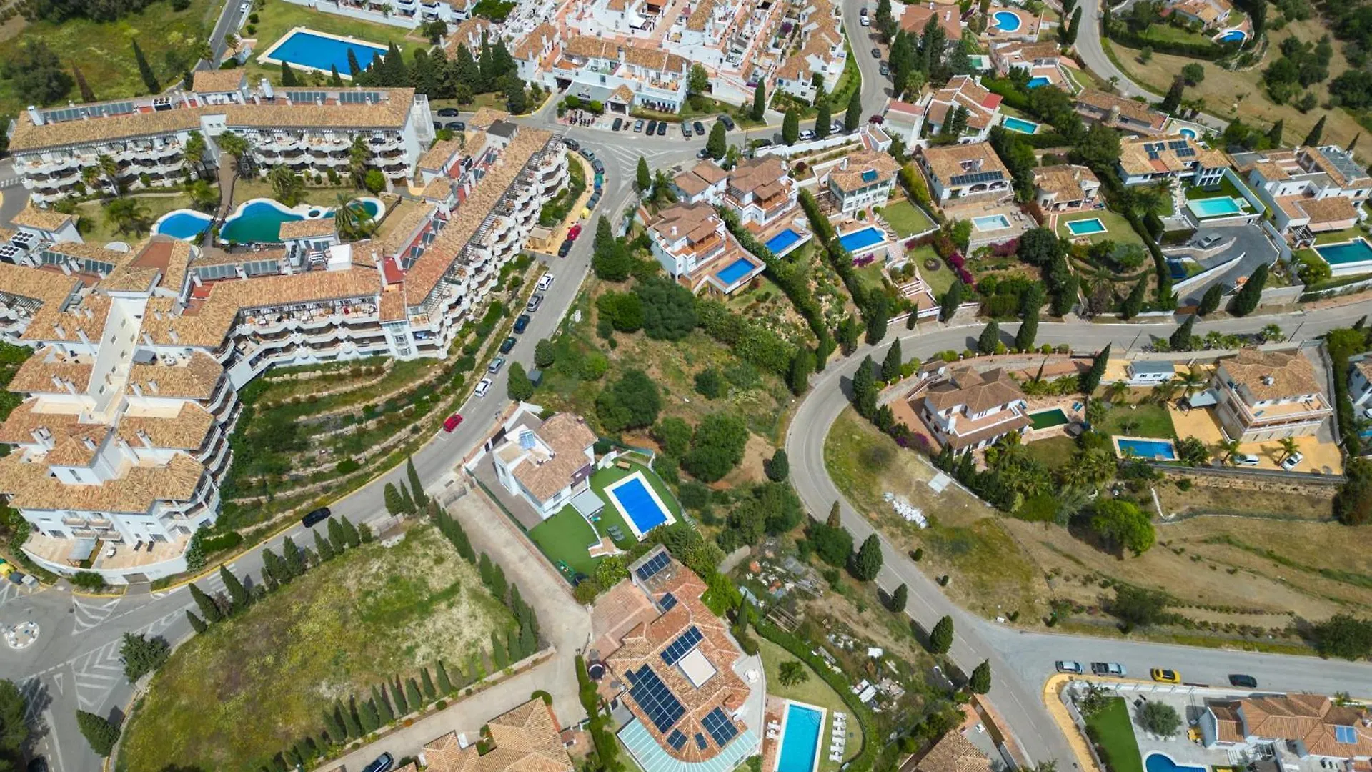 Villa Vista Verde Mijas Golf - Optional Heated Pool & Jacuzzi